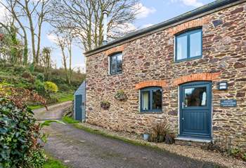 Such a stunning semi-detached cottage.