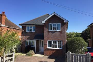 Welcome to Benhams, a four bedroom property in Freshwater within walking distance to the beach.