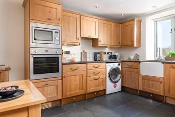 The kitchen is fully equipped, ready for a full roast dinner or a quick fry up in the morning before exploring far and wide.