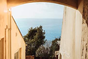 Just opposite Spring Tide is this view! This is how close to the sea you are.