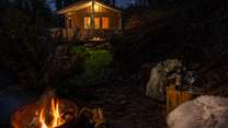 Gather around the fire-pit and toast marshmallows under the star-lit sky. 