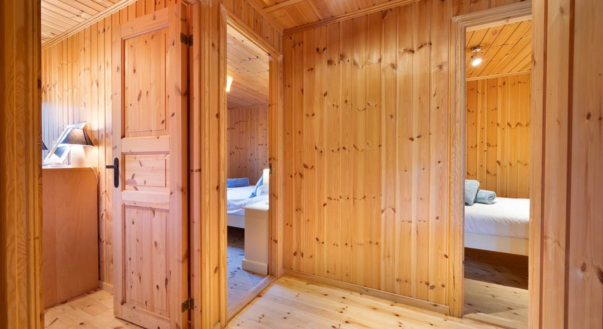 This cosy cabin has three bedrooms.