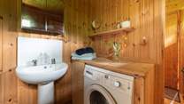 And has a handy washing machine. 