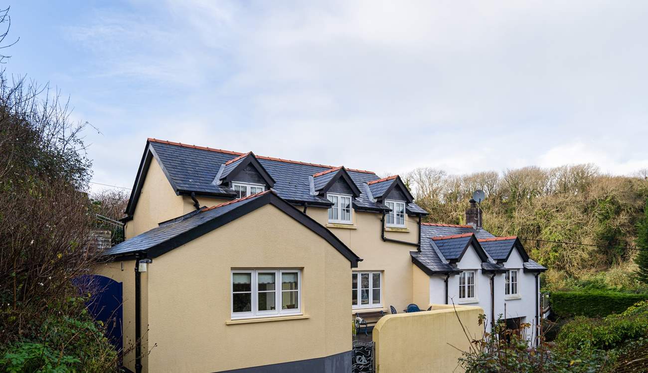 Cerigos, the perfect beach house.