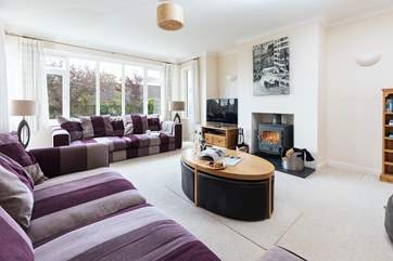 Sit back and relax in the sitting-room.