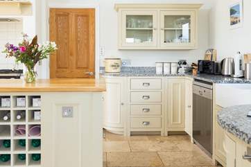 All you could wish for in the well-equipped kitchen.