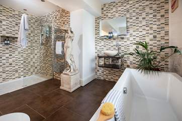 Showering in the morning will be the perfect start to another chilled out pool day!