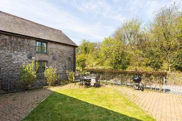 A fabulous sunny spot to enjoy dining al-fresco.
