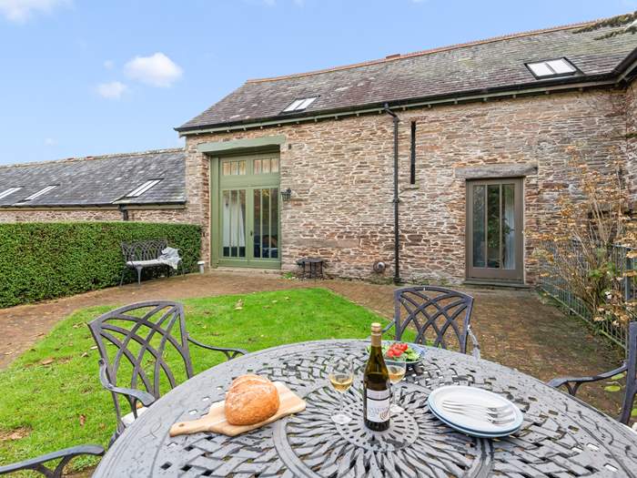 The Granary, Sleeps 8 in Kingsbridge