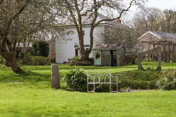 The pretty garden, a perfect picnic spot.