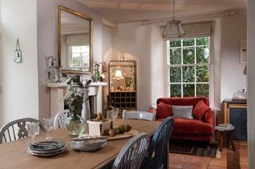 The lovely kitchen for all your culinary needs has a casual breakfast table for more informal dining.