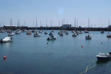 You can easily walk into Penzance from Newlyn.