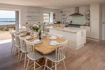 Challadene has a fabulous open plan configuration. Perfect for enjoying the house and the great location at the same time.