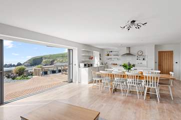 Challadene has a fabulous open plan configuration. Perfect for enjoying the house and the great location at the same time.