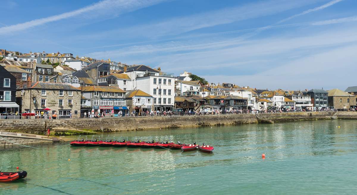 The bustling harbour at St Ives is a walk away, downhill all the way there!