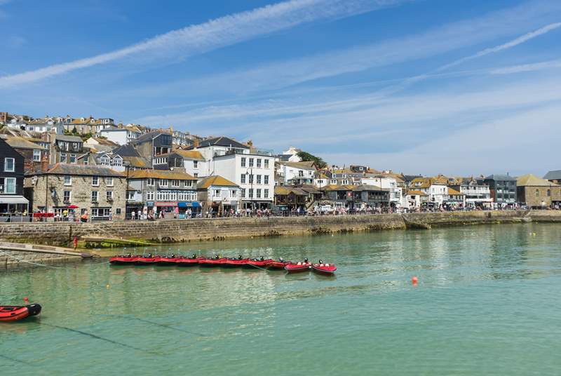 The bustling harbour at St Ives is a walk away, downhill all the way there!