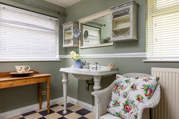 The family bathroom.