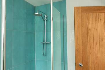The gorgeous shower in the en suite to bedroom 1.