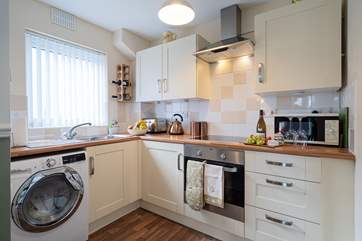 Everything you need in the well-equipped kitchen.