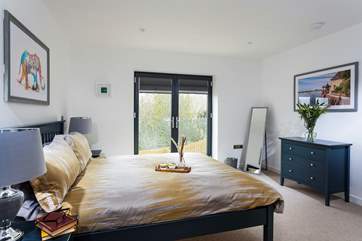 Oh to sleep in a room like this!