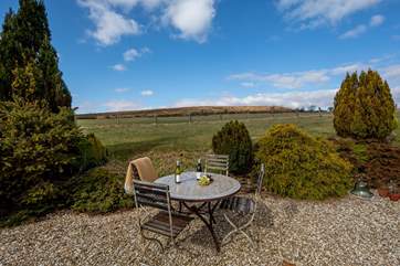 A great spot to enjoy a touch of al fresco dining whilst enjoying the most magical views.