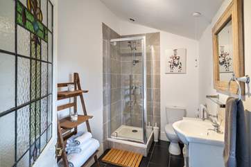 The shower-room.