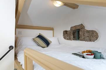 The double bed is super cosy.