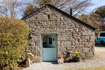 What a cute Unique hideaway for your holiday.