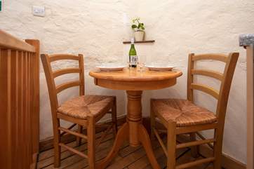 A cute little spot to enjoy an evening meal.