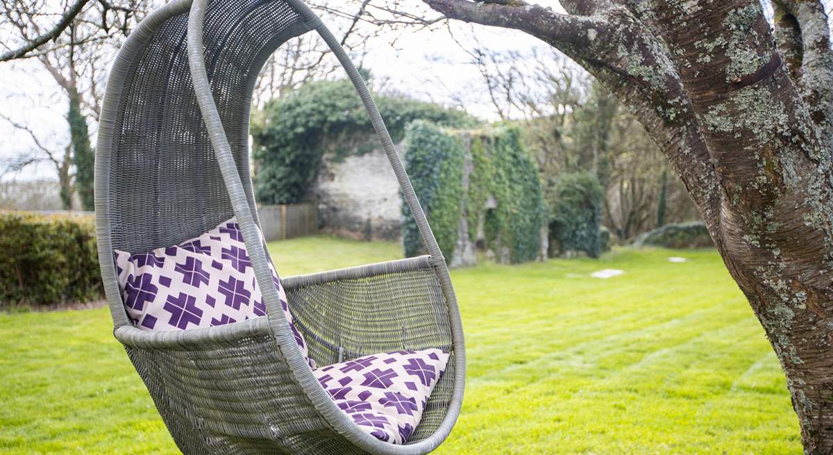 Lazy days spent on the swing in the sun - perfect!