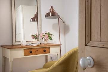 Take a peek into the third bedroom.