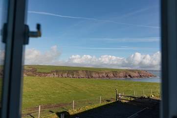 Access the world renowned Pembrokeshire Coastal Path from Lighthouse Keep.