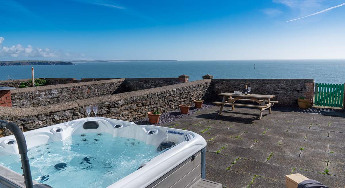 Spectacular views from the luxurious hot tub. 