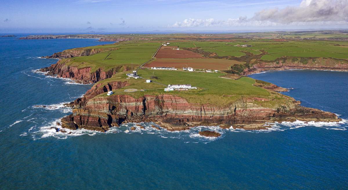 Breathtaking scenery at St Anne's Head. Walkers will love exploring the beauty of the local area.