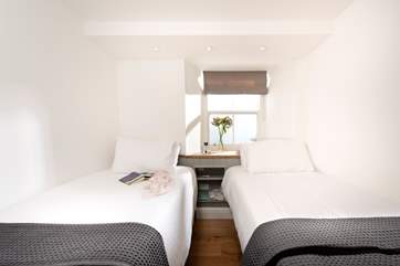 But it can accommodate twin beds.