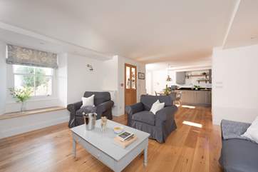 Being open plan you are never too far from each other.