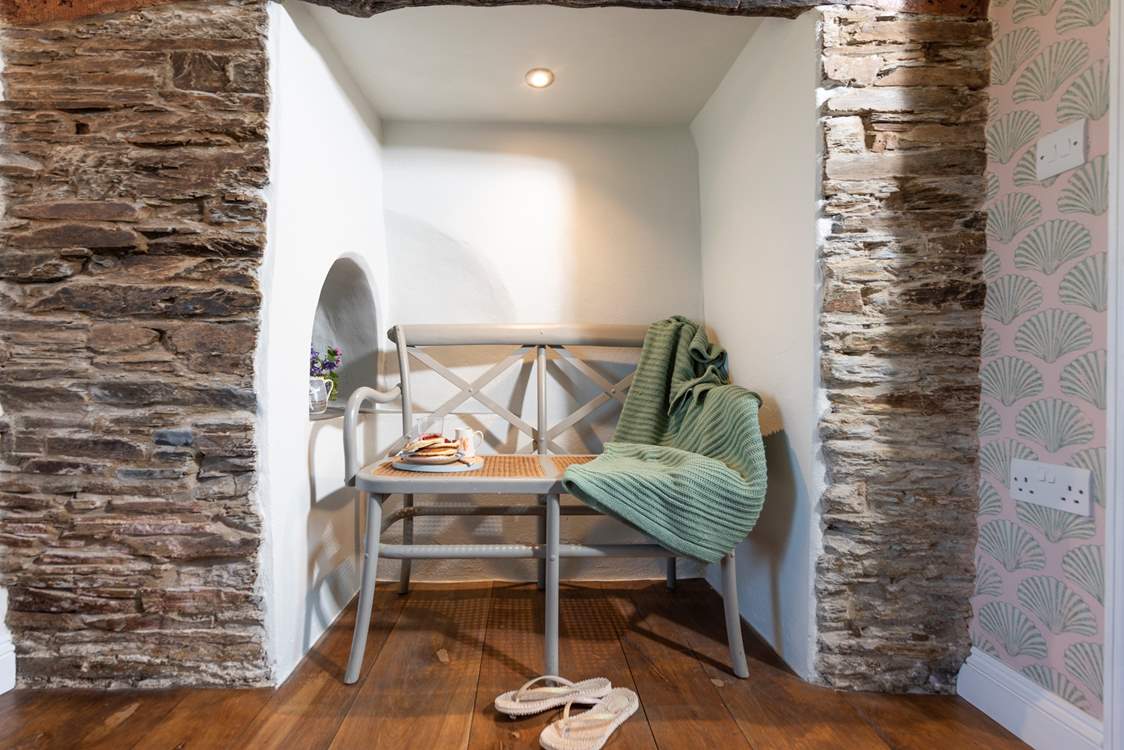 We just love the gorgeous touches throughout.