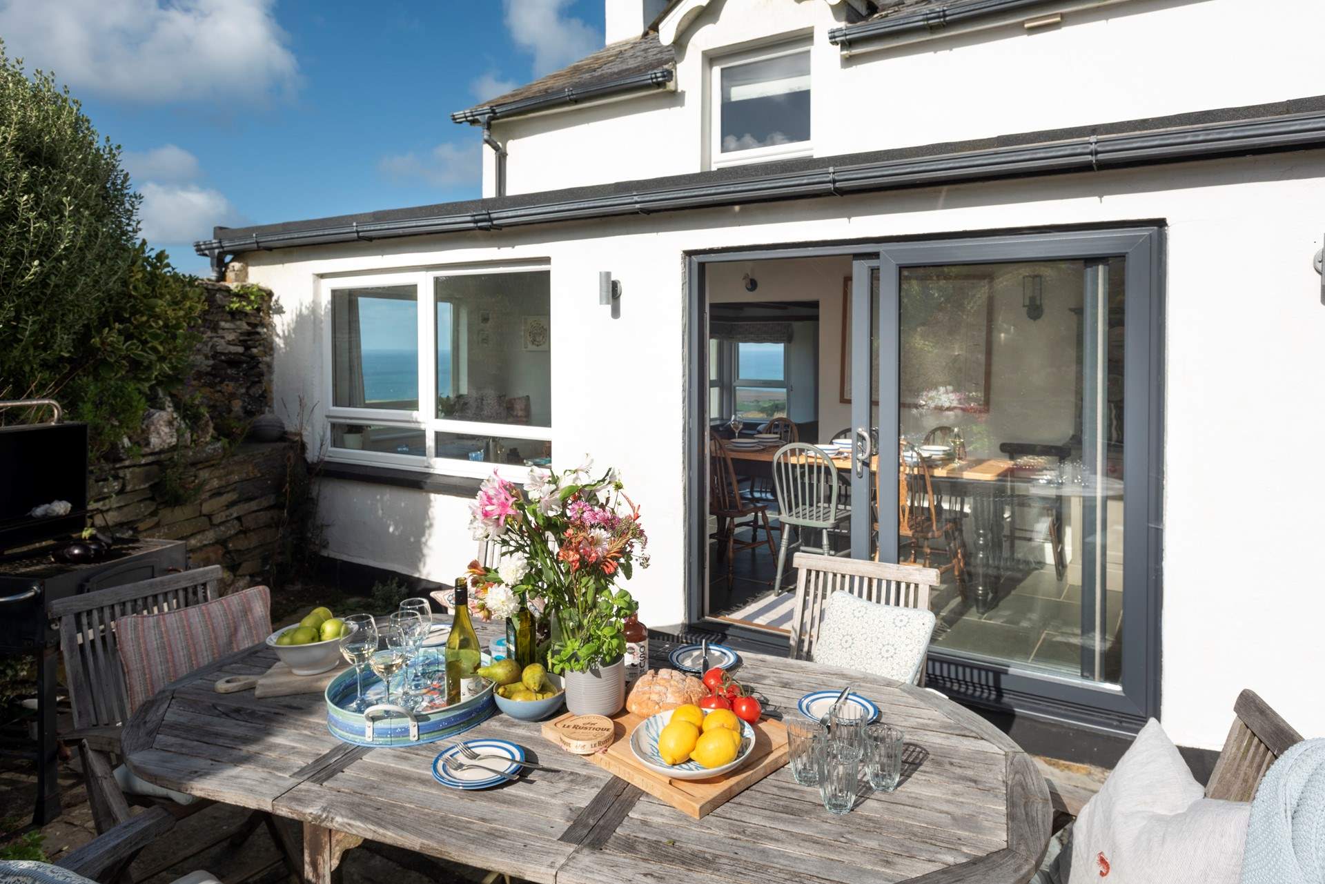 Al fresco meals are the order of the day on warmer days.