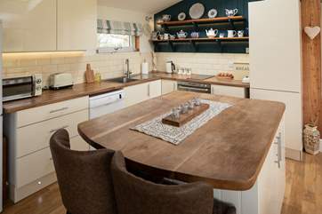 Fully equipped kitchen with oodles of space to whip up a feast.