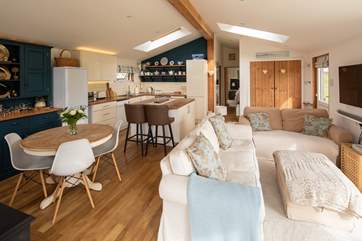 Dine, eat and relax together in this fabulous space.