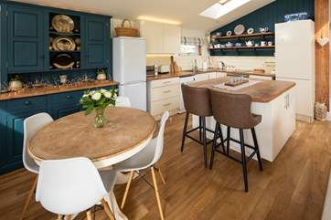 What a great open plan living and dining area.