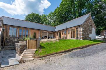 Welcome to Olive Barn situated at the end of a private gravel lane! An ultimate hideaway!