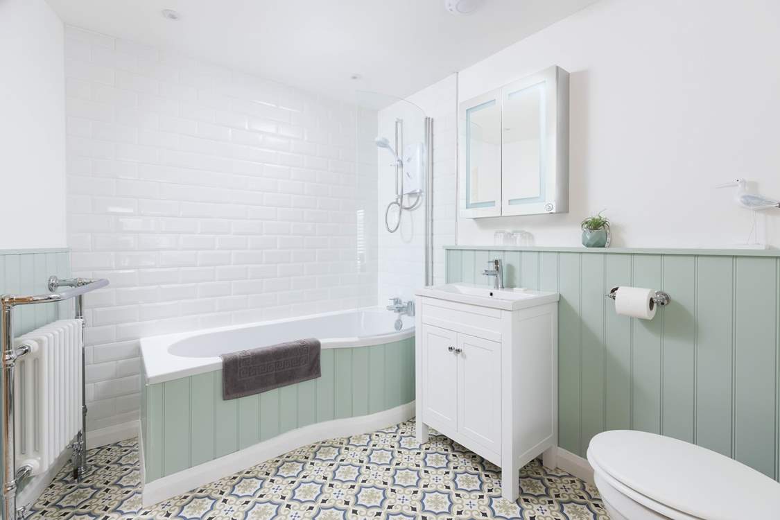 What a super tub to relax and unwind in.