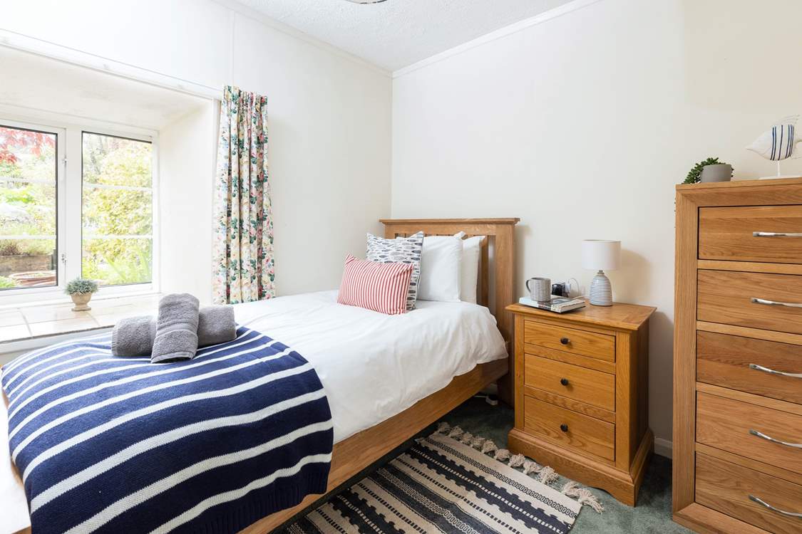 Bedroom 3 is super delightful.