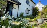 Belle Vue Cottage is picturesque all year round. - Thumbnail Image