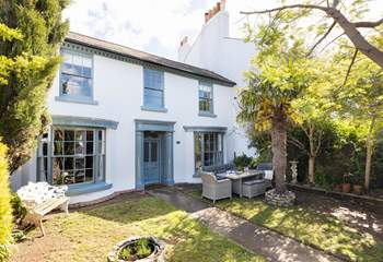 Welcome to 33 The Green.