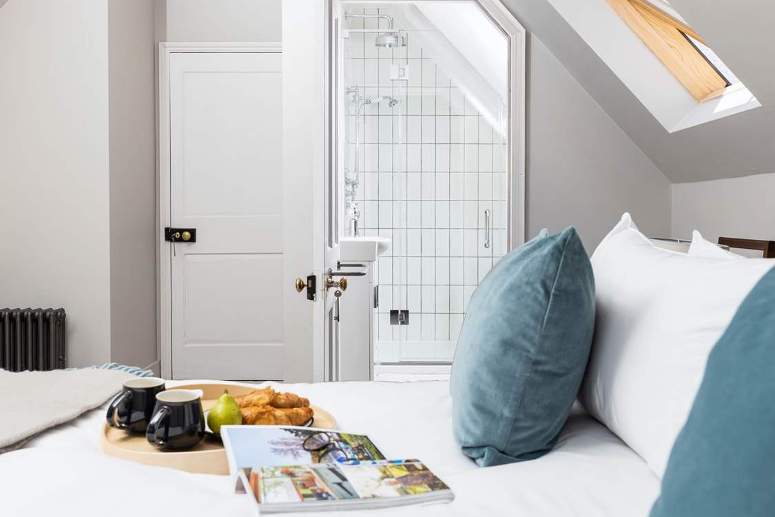 With fabulous en suite, this bedroom is sure to delight.