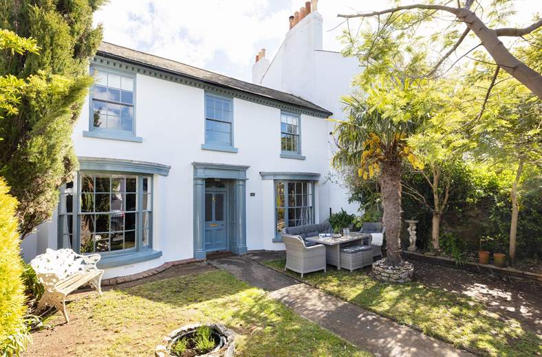 Dawlish Cottages Self Catering Holiday Cottages in Dawlish