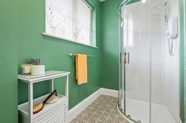 The en-suite to bedroom one.