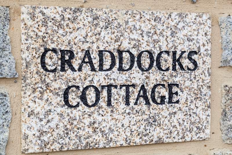Craddocks Cottage, located in the heart of Mousehole.